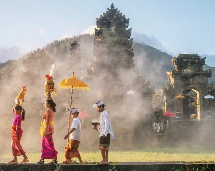 Must-Visit-Hindu-Temples-in-Bali-Indonesia_1024x731